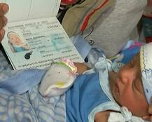 સુરતમાં નવજાત બાળક બન્યો સૌથી નાની વયનો પાસપોર્ટ ધારક !, જન્મના માત્ર 3 કલાકમાંજ ઇશ્યુ કરાયો