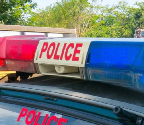 સુરેશ કંઇ સમજે તે પહેલાં જ આવેલા 3 લોકોએ તેને માર મારીને 12 લાખ રૂપિયાની ખંડણી માંગી હતી અને તેનો મોબાઈલ ફોન લૂંટી લીધો હતો. આ ઘટનાને લઇને પ્રદ્યુમનનગર પોલીસ મથકમાં ફરિયાદ નોંધવામાં આવી છે. સાનુ, અફજલ, આસિફ, હરકિસન સિંહ અને નીતુ રાવલ સામે પોલીસે ફરિયાદ નોંધીને આગળની કાર્યવાહી હાથ ધરી છે.