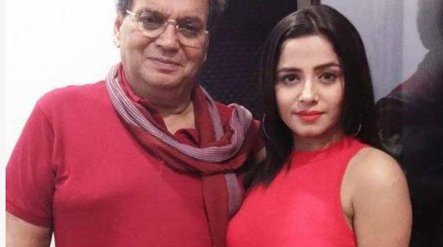 મુંબઈ: #Metoo કેમ્પેઈનના કારણે બોલીવૂડના ચોંકાવનારા કિસ્સાઓ સામે આવી રહ્યા છે. ત્યારે અભિનેત્રી કેટ શર્માએ ફિલ્મ નિર્દેશક સુભાષ ઘાઈ સામે યૌનશોષણની ફરીયાદ નોંધાવી છે. આ પહેલા નાના પાટેકરથી લઈને સાજિદ ખાન સુધી બોલીવૂડના ઘણા લોકો પર યૌનશોષણનો આરોપ લાગી ચુક્યો છે. 