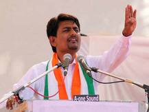 ઉત્તર પ્રદેશમાં લાગ્યા વિવાદાસ્પદ પોસ્ટર, અલ્પેશ ઠાકોરનું માથુ વાઢનારને 1 કરોડનું ઈનામ