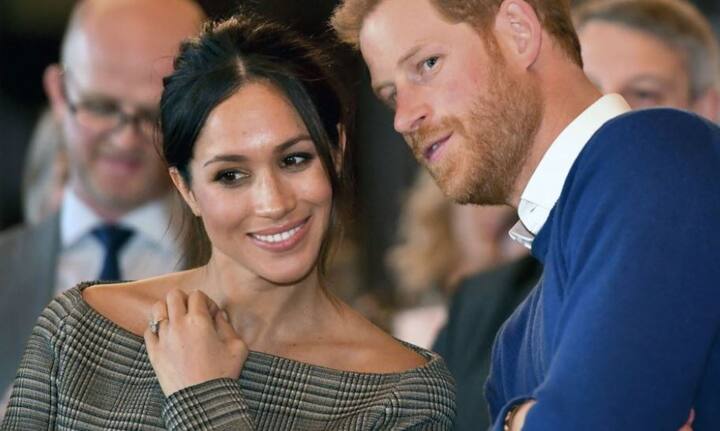 લંડનઃ ડચેસ ઓફ સસેક્સ મેગન માર્કલ અને પ્રિન્સ હેરી આગામી વર્ષે બાળકને જન્મ આપશે. કિંગસ્ટન પેલેસ દ્વારા એક નિવેદન બહાર પાડીને આ જાણકારી આપવામાં આવી છે. કિંગસ્ટન પેલેસે કહ્યું છે કે આ ખબરથી ક્વીન ખુશ છે. તેઓ 2019માં બાળકને જન્મ આપશે. 