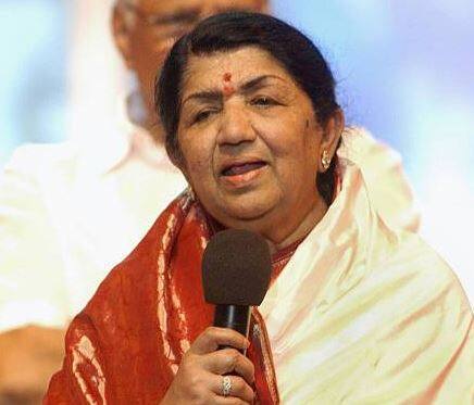 લતાએ એમ પણ કહ્યું કે, મારા પર લખવામાં આવેલા કોઈપણ પુસ્તકથી હું ખુશ નથી. લેખકોએ મને પૂછ્યા વગર, તથ્યોની તપાસ કર્યા વિના તેમની રીતે લખ્યું છે. કેટલાક પુસ્તકોમાં અપમાનજનક પણ લખવામાં આવ્યું છે.