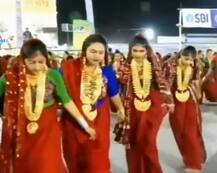 ગુજરાતમાં કઈ જગ્યાએ કરોડોના દાગીના પહેરીને મહિલાઓ ગરબા રમે છે? જાણો વિગત