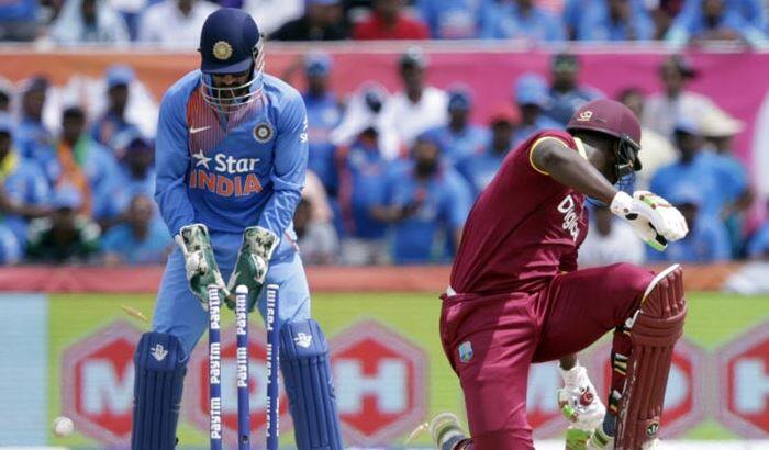 વન ડે શ્રેણી સમાપ્ત થયા બાદ બંને ટીમો બે મેચની T20 શ્રેણી રમશે. પ્રથમ T20 6 નવેમ્બરે લખનઉમાં અને બીજી T20 11 નવેમ્બરે ચેન્નાઈમાં રમાશે. T20 મેચ સાંજે 7 કલાકે શરૂ થશે.