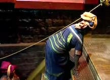 કેરળ: ભારે વિવાદ વચ્ચે મહિલાઓ માટે સબરીમાલા મંદિરના કપાટ ખુલ્યા, 22 ઓક્ટોબર સુધી ખુલ્લા રહેશે મંદિરના દ્વાર