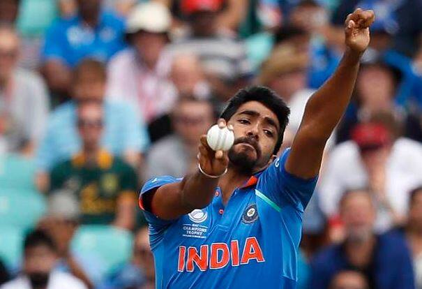 નવી દિલ્હીઃ ટીમ ઈન્ડિયાના ફાસ્ટ બોલર અને અમદાવાદના રહેવાસી જસપ્રીત બુમરાહની બોલિંગ એક્શન યોગ્ય ન હોવાના કારણે તેને ઈજા પહોંચે છે તેમ અનેક મોટા દિગ્ગજોએ કહ્યું છે. પરંતુ બુમરાહ આ વાતો તરફ ધ્યાન આપતો નથી. 