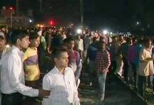 રેલવે ટ્રેક પર લોકોની ભીડ જોઇ છતાં ડ્રાઇવરે કેમ ના રોકી ટ્રેન, DRMએ આપ્યું આ કારણ, જાણો વિગતે