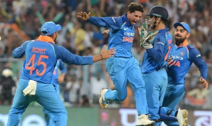 પાંચ મેચોની વનડે સીરીઝમાં આજે ભારત અને વેસ્ટઇન્ડિઝ વચ્ચે પહેલી વનડે મેચ ગૌહાટીના બરસાપારા ક્રિકેટ સ્ટેડિયમમાં રમાશે.