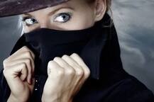 રાજકોટની યુવતીની ફરિયાદઃ હું સુરતમાં ભૂલી પડી ને VHPનો નેતા મળી ગયો, મને ફાર્મહાઉસમાં લઈ જઈને માણ્યું સેક્સ, VHP નેતાએ શું કર્યો દાવો?