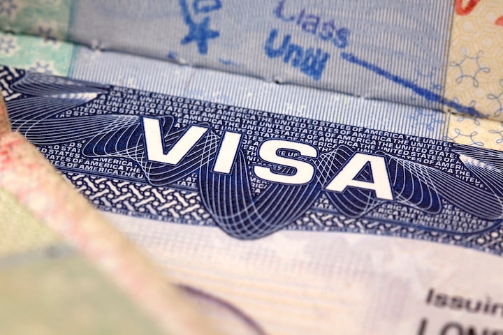 For US Visa, Over 2-Year Wait For New Delhi, Just 2 Days For Beijing know details US Visa: ভারতীয়দের জন্য অপেক্ষার সময় দু’বছর, চিনাদের জন্য দু‘দিন, মার্কিন ভিসায় বৈষম্য!