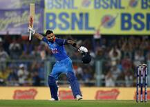 IND vs WI: વેસ્ટ ઇન્ડિઝે છેલ્લા બોલે ચોગ્ગો ફટકારી મેચ કરી ટાઈ, કોહલીની સદી એળે ગઈ