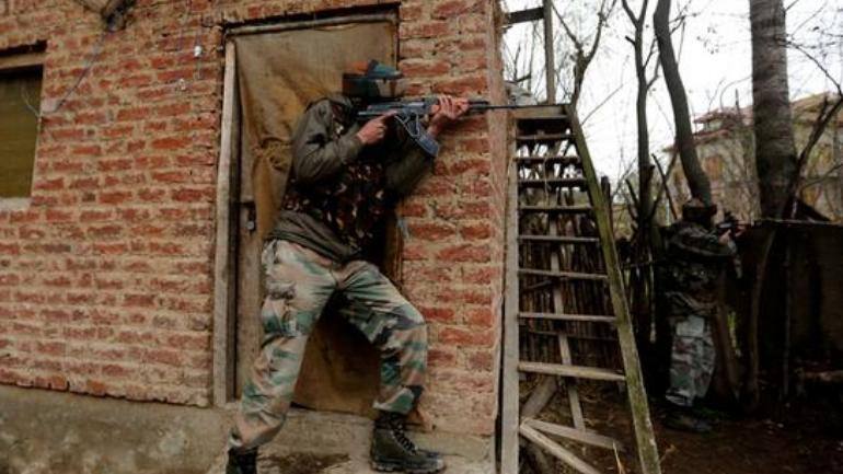Jawan killed, two militants gunned down in Sopore encounter J&K: ઉત્તર કાશ્મીરના સોપોરમાં અથડામણ, બે આતંકી ઠાર, એક જવાન શહીદ