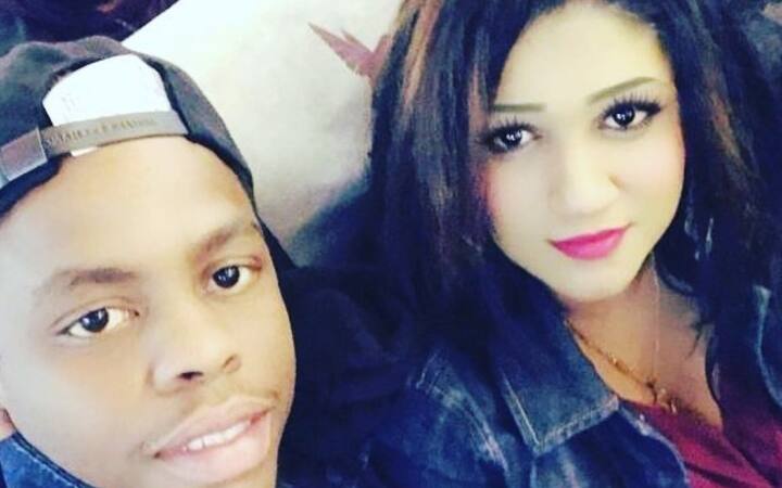 ઉમરાવ હેટમાયરની દરેક મેચ જુએ છે. ભારત પ્રવાસમાં વિન્ડિઝ ટીમની દરેક મેચ તે સવારે 4 વાગે ઉઠીને જુએ છે. હેટમાયરના સારા પ્રદર્શન બાદ તે સોશ્યલ મીડિયા પર તેને પ્રોત્સાહન પણ આપે છે. 