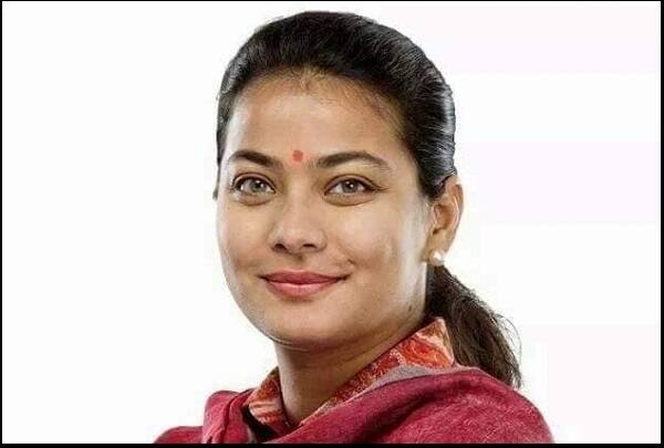 કોંગ્રેસ ધારાસભ્યની ટિપ્પણીનો બીજેપી સાંસદ જવાબ આપતાં કહ્યું હતું કે, રેવ પાર્ટી કરનાર લોકોને મારી પર હુમલો કરવાનો કોઈ હક નથી. શરદ બંસોદેએ કહ્યું હતું કે, મને ખબર છે તે મુંબઈમાં કેમ રહે છે, જો મેં મારું મોઢું ખોલ્યું તો તે સોલાપુરમાં કોઈને મોંઢુ બતાવવાના લાયક રહેશે નહીં.