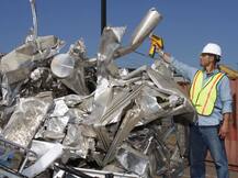 એલ્યુમિનિયમ ભંગારની આયાત પર કસ્ટમ ડ્યૂટી વધશે તો ગુજરાતના 350 એકમોનું ભાવિ જોખમાશે, દેશમાં 1.50 લાખ લોકો ગુમાવશે નોકરી, જાણો વિગત