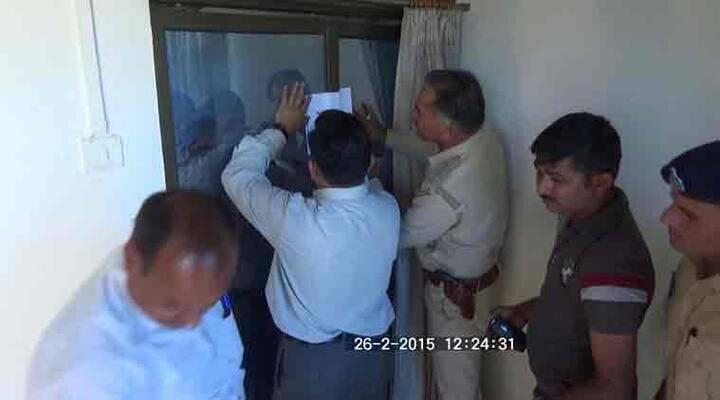  કઈ-કઈ હોટલ સીલ કરવામાં આવી?- 1. ધ લેવલ હોમ વિકેન્ડ બનગલો ચિતરોડ 2. જેનિસ ફાર્મ, ચિત્રોડ 3. ગીર ગાર્ડન રેસિડેન્સી, ચિત્રોડ 4. ગીર ગર્જના, ચિત્રોડ 5. સ્વાગત ફાર્મ, ચિત્રોડ 6. નેચર રિસોર્ટ, ચિત્રોડ 7.સાવજ રિસોર્ટ, ચિત્રોડ 8. ગીર રિષી ફાર્મ, બોરવાવ 9. વન વિહાર ફાર્મ, બોરવાવ 10 .રાયજાદા ફાર્મ,બોરવાવા 11.ભાવિન ફાર્મ, ધાવા 12. બાલાજી ફાર્મ 13. રાધેય ફાર્મ 14. વિહાર ફાર્મ 15. વાઇડર ફાર્મ 16. ગીર પેરડાઈઝ 17. પરબતભાઇનું ફાર્મ 18. શિવ ફાર્મ 19. ધ માઉટેન્ટ વિલા20. ગ્લોરિયસ ફાર્મ 21. કેસર વિલા ફાર્મ 22. બ્લુ ઓરચીડ 23. ધ ગીર વિલે રિસોર્ટ તાજગી ફાર્મ 24.શાની ગીર ફાર્મ 25. ફોરેસ્ટ રેન્જ ફાર્મ 26. સફારી કેમ્પ 27. ગોકુલ ફાર્મ 28. સંરાઇજ ફાર્મ 29. શ્રીજી ફાર્મ 30. દેવાયત ભાઈ વાઢેરનું ફાર્મ 31. ગરવી ફાર્મ, ભોજદે 32. કૃષના ફાર્મ, ભોજદે 33. બૃક વિલ્લા ફાર્મ, ભોજદે 34. રાજ ફાર્મ, ભોજદે 35. ગીર એન્જોય ફાર્મ, ભોજદે 36. ગીર વનરાજ ફાર્મ, ભોજદે 37. ગીર અતિથિ ફાર્મ, ભોજદે 38. આઇઝર ફાર્મ, ભોજદે 39. કાળા ભાઈનુ ફાર્મ, ભોજદે