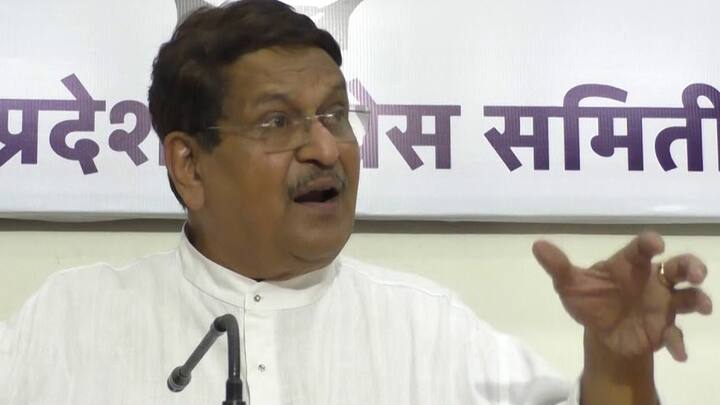 આ ઉપરાંત કોગ્રેસે પણ કહ્યું કે, ગોવાના મુખ્યમંત્રી મનોહર પરિકર 14 ઓક્ટોબરથી નથી દેખાઇ રહ્યાં, બની શકે તે જીવતા ના પણ હોય. ભાજપે કોંગ્રેસની આ ટિપ્પણીને નકારી કાઢી હતી. 