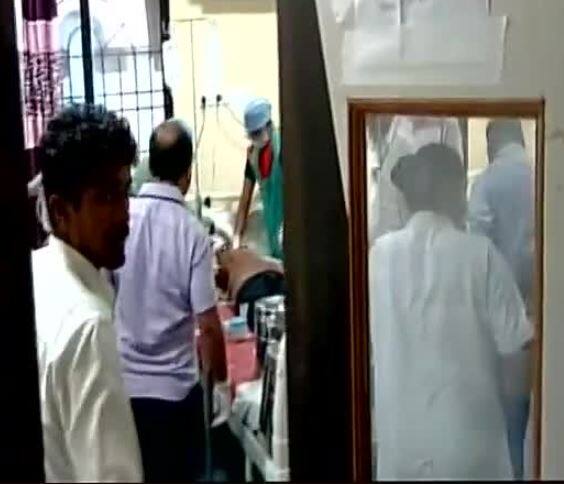 તેમણે જણાવ્યું કે દૂકદર્શનની ટીમ પર પણ નક્સલિઓએ ગોળીબાર કર્યો છે, જેમાં કેમેરામેન અચ્યુતાનંદ સાહૂનું ગોળી લાગવાથી મોત થયું છે. અન્ય એક પત્રકારને પણ ઈજા થઈ હોવાની સુચના છે. 