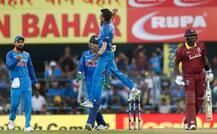 IND vs WI: દર્શકોમાં વધ્યો અંતિમ વન ડેનો રોમાંચ, વેચાઈ આટલા કરોડ રૂપિયાની ટિકિટ, જાણો વિગત