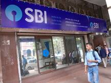 SBI ગ્રાહકો ધ્યાન આપો! આજથી બેંક ખાતામાંથી આનાથી વધારે રકમ નહીં ઉપડે...