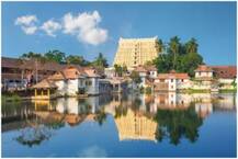 વિન્ડીઝ ટીમ સામે જીતના આશિર્વાદ લેવા ભારતીય ટીમ ક્યા પ્રખ્યાત મંદિરમાં પહોંચી? કોણે કોણે પહેરી સફેદ ધોતી?