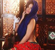 દેશી અંદાજમાં હાથમાં બીડી લઈ પૂનમ પાંડેનું હોટ ફોટોશૂટ, જુઓ તસવીરો