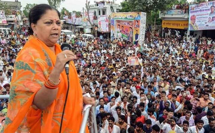 બીજેપીએ રાજસ્થાન જીતવા માટે મોદી ઈફેક્ટ પર દાવ રમવાનું નક્કી કર્યું છે. જે અંતર્ગત સરકાર બનાવવા માટે જરૂરી 100 સીટો ઉપરાંત 20 સીટો વધારે રાખીને 120 સીટ જીતવા ધ્યાન કેન્દ્રીત કરાશે. અમિત શાહની ટીમે ફીડબેક અને સર્વેના આધારે રાજ્યની તમામ 200 સીટોને ત્રણ કેટેગરીમાં વહેંચી છે. જેમાં જીત સરળ હોય તેનો એ, મહેનતની જરૂર હોય તેનો બી અને વધારે સમય આપવાની જરૂર હોય તેવી વિધાનસભાનો સી કેટેગરીમાં સમાવેશ કરવામાં આવ્યો છે.