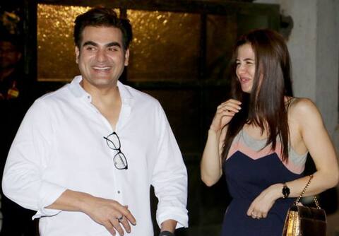 અરબાઝ ખાન અને જોર્જિયા ડિનર ડેટ પર સાથે જોવા મળ્યા, જુઓ તસવીરો અરબાઝ ખાન અને જોર્જિયા ડિનર ડેટ પર સાથે જોવા મળ્યા, જુઓ તસવીરો