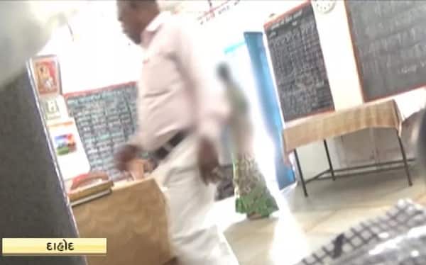 આ સાથે ગામના માજી સરપંચ અને સરપંચના પતિ પંચાયતના સભ્ય સહિત 17 જેટલા આગેવાનોએ 10 જેટલા મુદ્દા સાથે તાલુકા જીલ્લા ગાંધીનગર શિક્ષણ મંત્રી સહિત લેખીત રજૂઆત કરવામાં આવી છે.