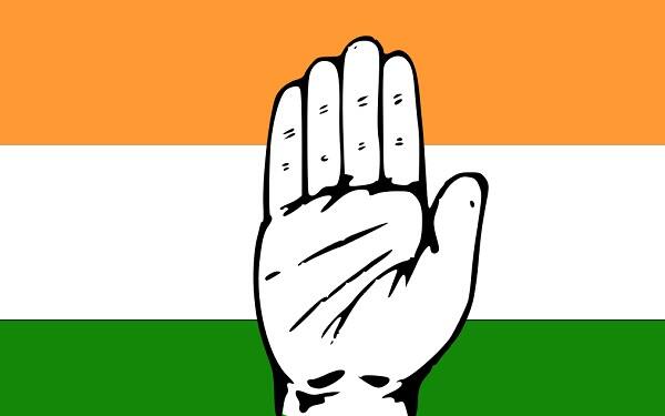 ગાંધીનગર મહાનગરપાલિકામાં સોમવારે મેયર પદ માટેની ચૂંટણી યોજાવાની છે. ગાંધીનગરમાં મેયરની 2.5 વર્ષની ટર્મ પૂરી થતાં ફરીથી ચૂંટણી યોજાવાની છે. ગાંધીનગર મહાનગરપાલિકામાં ભાજપ પાસે 16 સભ્યો છે જ્યારે કોંગ્રેસના 15 સભ્યો છે.