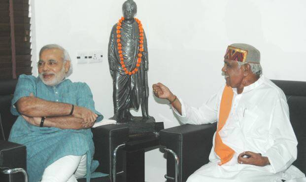 બાબુલાલ ગૌર તેમને 11મી વખત મોકો મળે તેમ ઈચ્છે છે અથવા તેમની પુત્રવધુ કૃષ્ણા ગૌરને ટિકિટ આપવામાં આવે તેવી માંગ છે. બંનેએ તેમની આશા છોડી નથી. જો તેમને ટિકિટ ન ફાળવવામાં આવે તો અપક્ષ ચૂંટણી લડવાનો ઈશારો કરી ચુક્યા છે.