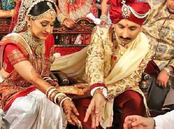 દિશા 2008થી સતત ‘તારક મહેતા કા ઉલ્ટા ચશ્મા’માં કામ કરતી હતી. દિશા માર્ચ સુધી મેટરનિટી લીવ પર હતી. આ દરમિયાન આશા વ્યક્ત કરવામાં આવી રહી હતી કે તે શોમાં પાછા જોવા મળશે પરંતુ આ સમય હજુ સુધી આવ્યો નથી કે દર્શકો તેને ફરી એક વખત શોમાં જોઈ શકે.