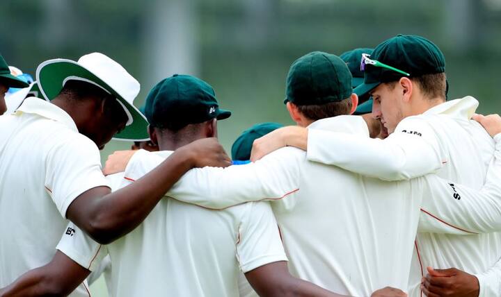 ઝિમ્બાબ્વેએ પ્રથમ ઈનિંગમાં 281 રન બનાવ્યા હતા, જેના જવાબમાં બાંગ્લાદેશની પ્રથમ ઈનિંગ 143 રનમાં સમેટાઈ જતાં ઝિમ્બાબ્વેને 139 રનની સરસાઈ મળી હતી. જે બાદ ઝિમ્બાબ્વેની બીજી ઈનિંગ 181 રનમાં સમાપ્ત થતાં બાંગ્લાદેશને મેચ જીતવા 320 રનનો લક્ષ્યાંક મળ્યો હતો. ટાર્ગેટને હાંસલ કરતી વખતે બાંગ્લાદેશની ટીમ માત્ર 169 રનમાં જ તંબુ ભેગી થઈ જતાં ઝિમ્બાબ્વેનો 151 રનથી વિજય થયો હતો. 