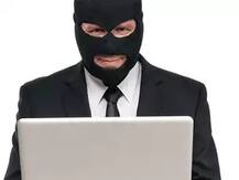 પાકિસ્તાની બેન્ક ખાતાઓ પર હેકર્સનો એટેક, કાર્ડ દ્વારા થતી લેવડ-દેવડ તાત્કાલિક ધોરણે કરાવાઇ બંધ, જાણો વિગતે