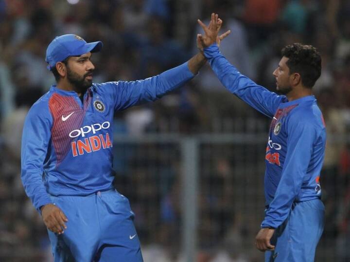 લખનઉઃ વેસ્ટ ઈન્ડિઝ સામે રમાયેલી બીજી ટી20 મેચમાં ટીમ ઈન્ડિયાના ચાઈના મેન બોલર કુલદીપ યાદવે એક મહત્વપૂર્ણ રેકોર્ડ તેના નામે કર્યો હતો. કુલદીપે 4 ઓવરમાં 32 રન આપીને 2 વિકેટ ઝડપી હતી. જેના કારણે તે 2018માં ટી20માં સર્વાધિક વિકેટ લેનારો બોલર બની ગયો છે. તેણે 17 T20 વિકેટ સાથે વર્ષ 2018નું સમાપન કર્યું હતું.