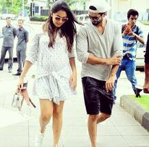 દીવાળી પર્વ પર બોલિવૂડનાં આ કપલે એકબીજાને પકડીને KISS કરી, પત્નીએ તસવીર કરી શેર