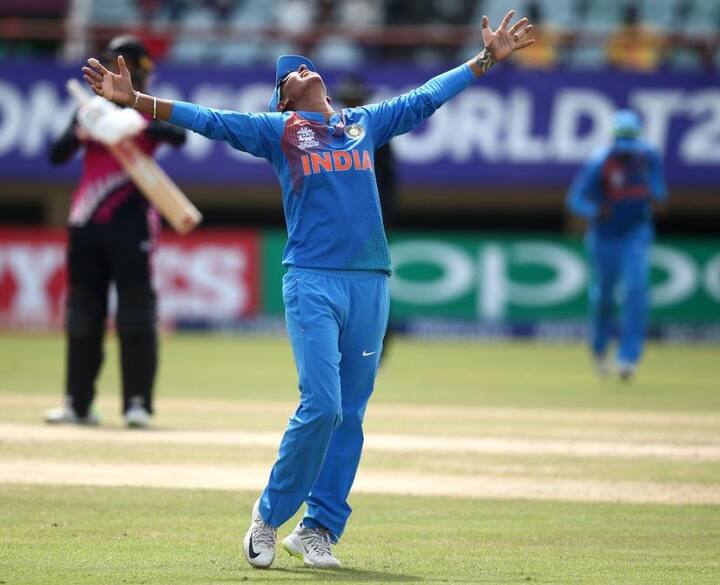 કેપ્ટન હરમનપ્રીતે પ્રથમ 50 રન 33 બોલમાં અને બીજા 50 રન માત્ર 16 બોલમાં જ કર્યા હતા. હરમનપ્રીતની આ પ્રથમ ટી20 સદી છે.