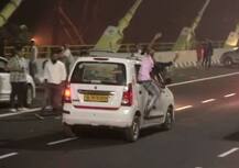 સૌથી ઊંચો ‘સેલ્ફી પોઈન્ટ’, તસવીર લેવા જીવ દાવ પર લગાવી રહ્યા છે લોકો