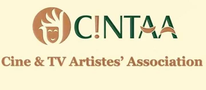 એક મહિલા પ્રોડ્યુસરે આલોકનાથ પર યોન શોષણનો આરોપ લગાવ્યો હતો. તેણે સોશિયલ મીડિયા એકાઉન્ટ પર એક લાંબી પોસ્ટ દ્વારા ચોકાવનારો ખુલાસો કર્યો હતો. પીડિતાએ લખ્યું હતું કે, આલોકનાથે તેને જબરદસ્તી દારૂ પીવડાવ્યો અને બળાત્કાર કરવાની સાથે-સાથે તેને મારી પણ હતી. મહિલા અનુસાર, તે એટલી ગભરાઈ ગઈ હતી કે, ત્યારબાદ પોતાનું ધ્યાન પણ રાખી ન શકી અને નશાની દુનિયામાં ડુબી ગઈ.