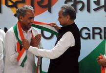 રાજસ્થાન: ભાજપમાંથી કોંગ્રેસમાં જોડાયેલા નેતાને પક્ષે એક જ કલાકમાં આપી ટિકિટ, ક્યાંથી લડશે ચૂંટણી?