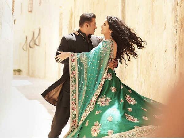 કેટરિના ડિપ્રેશનમાં સરી પડી હતી અને ફરી તેણે સલમાનના ખભાનો સહારો લીધો હતો અને તેનાં કપરાં દિવસોમાં સલમાને કેટને સંભાળી લીધી હતી. હવે કેટરિના માટે સલમાન સર્વેસર્વા થઈ ગયો છે. સલમાન અને કેટરિના આગામી ફિલ્મનું શૂટિંગ સાથે કરી રહ્યા છે. 