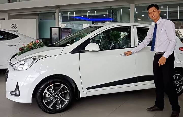 ગ્રાન્ડ આઈ10માં 1.2 લીટર પેટ્રોલ એન્જિન આપવામાં આવ્યું છે. 6,000 rpm પર 83 psનો પાવર જનરેટ કરે છે. જ્યારે 1.2 લીટર ડીઝલ એન્જિન 4,000 rpm પર 75 psનો ટોર્ક જનરેટ કરે છે. આ એન્જિન એક્સેંટમાં પણ આપવામાં આવ્યું છે.