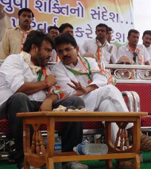 જેમાં અમદાવાદ પૂર્વની જવાબદારી સાગર રાયકાને અને અમદાવાદ પશ્ચિમની જવાબદારી નીરંજન પટેલને સોંપવામાં આવી છે. જ્યારે ગાંધીનગરની જવાબદારી ઇન્દ્રવિજયસિંહ ગોહિલને સોંપવામાં આવી છે.