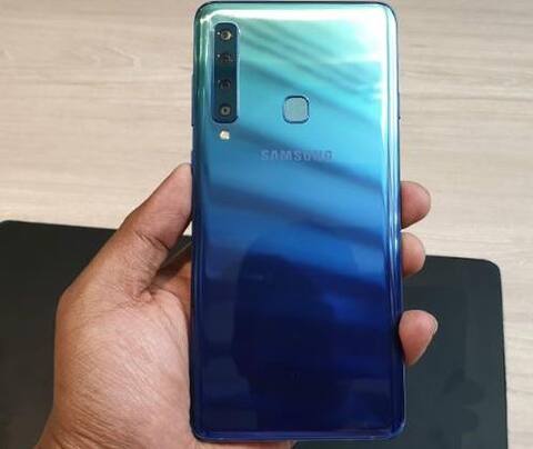 4 રિયર કેમેરા સાથે Samsung Galaxy A9 આજે ભારતમાં થશે લોન્ચ, જાણો કિંમત અને ફિચર્સ 4 રિયર કેમેરા સાથે Samsung Galaxy A9 આજે ભારતમાં થશે લોન્ચ, જાણો કિંમત અને ફિચર્સ
