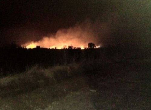 મહારાષ્ટ્ર પોલીસ મુજબ, જૂના થયેલા વિસ્ફોટકનો નાશ કરવાનું કામ પ્રાઈવેટ કંપનીને આપવામાં આવ્યું હતું. મૃતકોમાં તમામ ચાર મજૂરો હોઈ શકે છે. ઉલ્લેખનીય છે કે વર્ધાના પુલંગાવ સ્થિત આર્મી ડેપોમાં 2016માં પણ દુર્ઘટના ઘટી હતી. આ દરમિયાન 2 અધિકારીઓ સહિત 15 જવાનોના મોત થયા હતા. સાથે જ 19 લોકોને ઈજા પહોંચી હતી. વિસ્ફોટકોમાં આગ લાગવાને કારણે મૃત્યું થયા હતા.