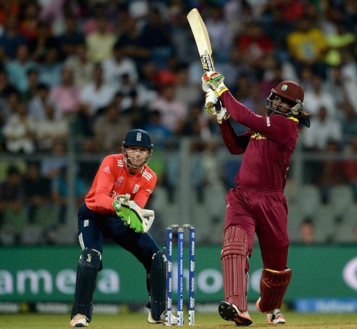 ટી20 ફોર્મેટમાં ગેલના આંકડા જ એવા છે કે દરેક લોકો તેને ટીમમાં સામેલ કરવા માંગે છે. ગેલ અત્યાર સુધીમાં 354 ટી20 મુકાબલામાં 12075 રન બનાવી ચુક્યો છે. જેમાં 75 અડધી સદી અને 21 સદી સામેલ છે.