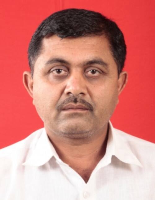 રાજકોટની આ જસદણ વિધાનસભા બેઠકની પેટાચૂંટણી માટે 20 ડિસેમ્બરે મતદાન થશે અને 23 ડિસેમ્બરે મતગણતરી હાથ ધરાશે. આ પેટાચૂંટણી માટે 26 નવેમ્બરે સત્તાવાર રીતે જાહેરનામું બહાર પડાશે. જસદણમાં ઉમેદવારીપત્રો ભરવાની છેલ્લ તારીખ 3 ડિસેમ્બર છે જ્યારે 4 ડિસેમ્બરે ઉમેદવારીપત્રોની ચકાસણી થશે. ઉમેદવારીપત્રો પાછા ખેંચવાની છેલ્લી તારીખ 6 ડિસેમ્બર છે. 