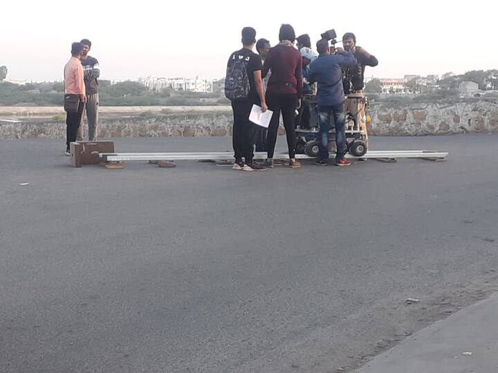 સેક્રેડ ગેમ્સની બીજી સીઝન પણ સસ્પેન્સથી ભરેલી હશે. ટીઝરમાં એક ડાયલોગ છે કે આ વખતે ભગવાન પણ પોતાની જાતને બચાવી નહીં શકે.