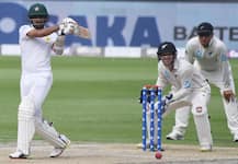 પાકિસ્તાનના આ બેટ્સમેને ટેસ્ટ કરિયરની પ્રથમ સદી ફટકારવાની સાથે જ વિરાટ કોહલીને રાખ્યો પાછળ, જાણો વિગત