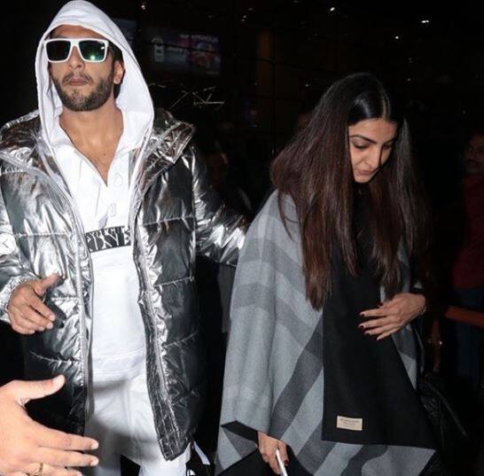 રિતિકાને ગ્લેમર ઈન્ડસ્ટ્રીઝ સાથે કોઈ ખાસ લગાવ નથી. એટલે જ તે સોશિયલ મીડિયા પર બહુ એક્ટિવ નથી. રિતિકાનું ઈન્સ્ટાગ્રામ એકાઉન્ટ પણ પ્રાઈવેટ છે. પરંતુ રણવીર પોતાના ફેમિલી ફોટા છાશવારે શેર કરતો રહે છે. 